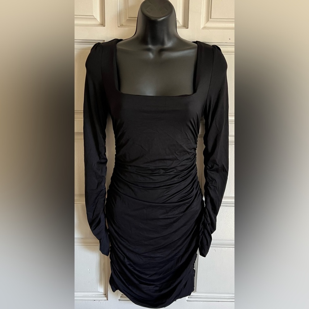 Elegant Black Long Sleeve Dress